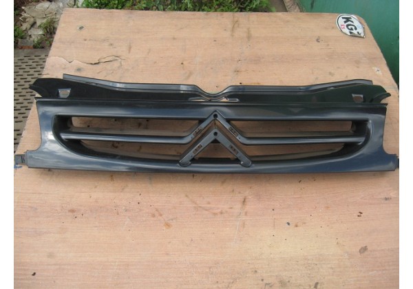Решітка радіатора Citroen Berlingo, 99-02
